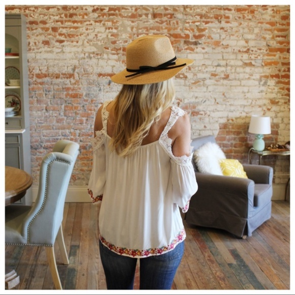 LAST ONE! Ivory Lace Trim Embroidered Top - Picture 2 of 3